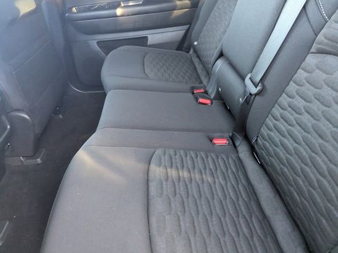 Certified 2022 Nissan Pathfinder SV w/ SV Black Package image 17