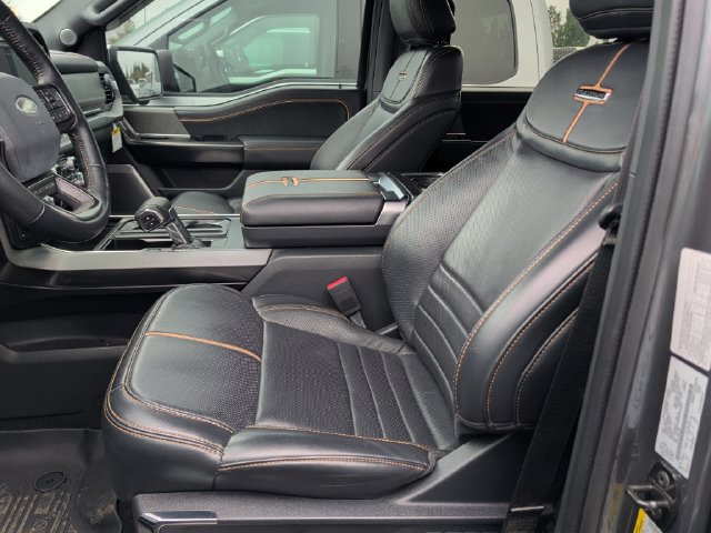 Used 2022 Ford F150 Platinum w/ FX4 Off-Road Package AWD/4WD image 4