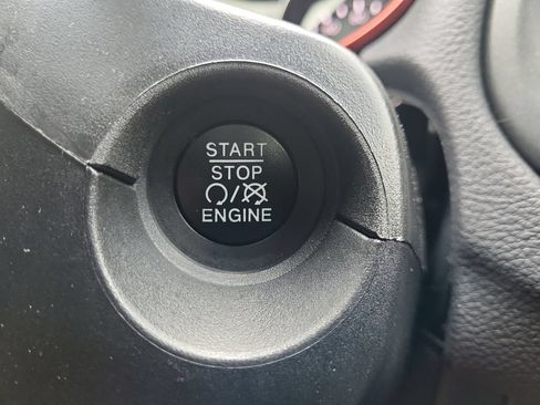 Used 2019 Jeep Compass Trailhawk w/ Cold Weather Group AWD/4WD image 34