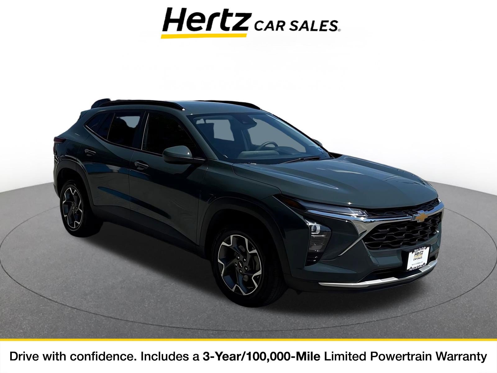 Used 2025 Chevrolet Trax LT FWD image 1