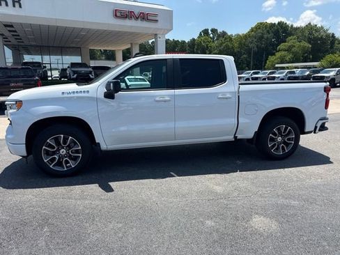 Used 2024 Chevrolet Silverado 1500 RST w/ Convenience Package II RWD image 4