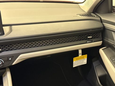 Used 2025 Honda Accord SE image 15