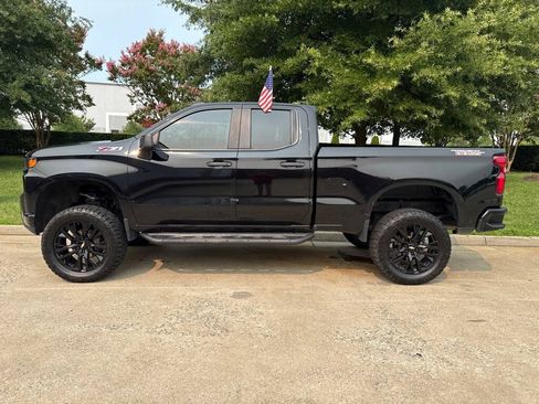 Used 2020 Chevrolet Silverado 1500 Custom Trail Boss w/ Custom Convenience Package AWD/4WD image 5