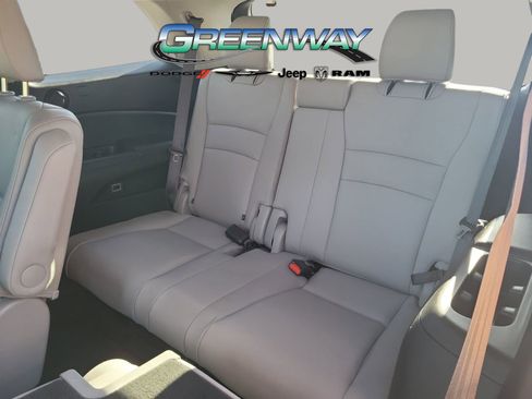 Used 2021 Honda Pilot Elite image 17