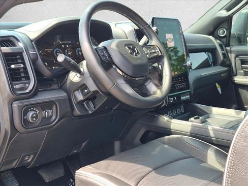 Used 2026 RAM 3500 Limited AWD/4WD image 9