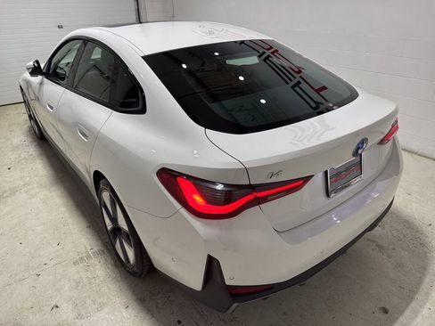 Used 2023 BMW i4 eDrive35 w/ Premium Package image 10