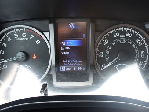 Used 2020 Toyota Tacoma TRD Off-Road AWD/4WD image 47