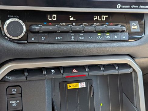 Used 2023 Toyota Tundra Limited w/ Power Package AWD/4WD image 24
