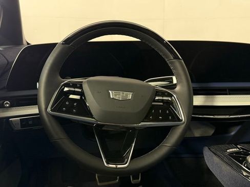 New 2025 Cadillac Optiq Sport 2 image 22