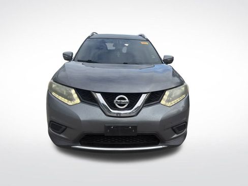 Used 2015 Nissan Rogue SV w/ SV Moonroof Package image 3