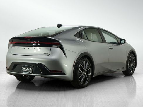 Used 2025 Toyota Prius Limited image 5