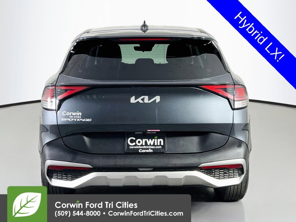Used 2024 Kia Sportage LX AWD/4WD image 12