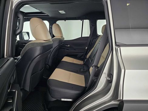 Certified 2024 Lexus GX 550 AWD/4WD image 16