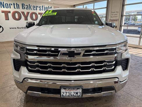 Used 2022 Chevrolet Silverado 1500 LTZ w/ LTZ Premium Package AWD/4WD image 5