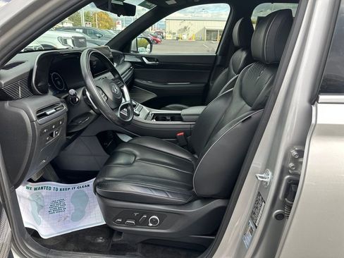 Used 2024 Hyundai Palisade Calligraphy image 9