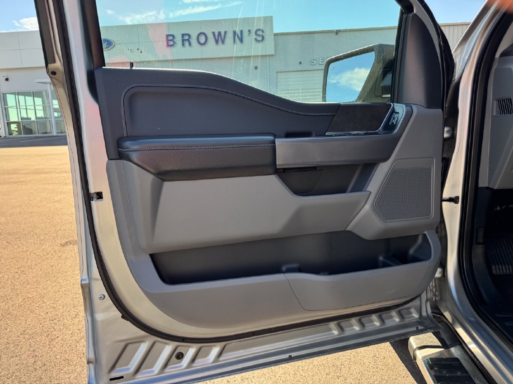 Used 2025 Ford F150 XLT w/ Equipment Group 301A Standard AWD/4WD image 18