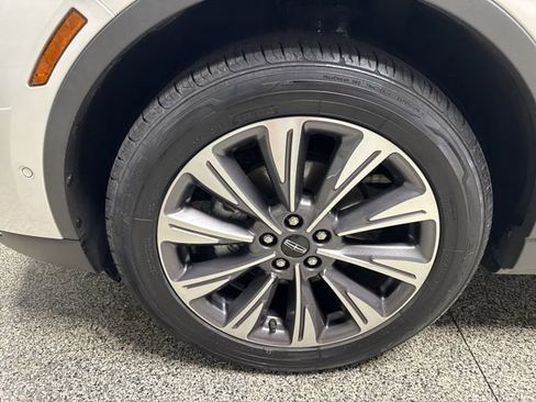 Used 2022 Lincoln Corsair Reserve w/ Equipment Group 201A image 4