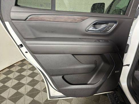 Used 2024 Chevrolet Tahoe Z71 w/ Z71 Off-Road Package image 18