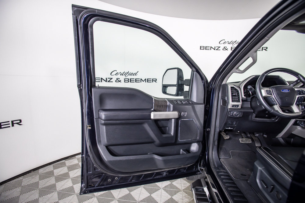 Used 2021 Ford F250 Lariat w/ Lariat Ultimate Package AWD/4WD image 17