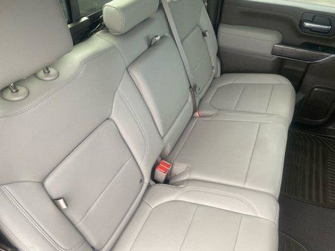 Used 2022 Chevrolet Silverado 2500 LTZ w/ LTZ Convenience Package image 28