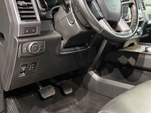 Used 2019 Ford Expedition Platinum image 33