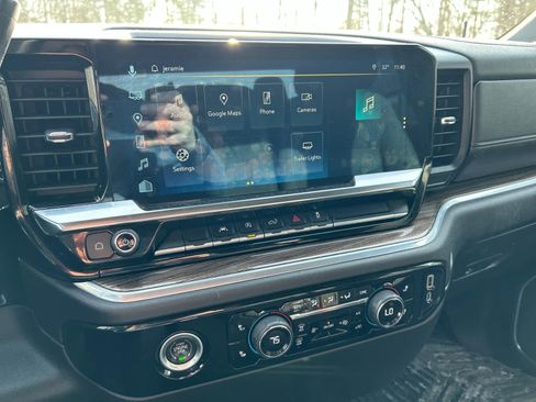 Used 2022 Chevrolet Silverado 1500 LT image 10