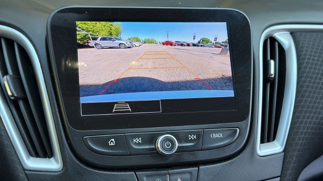 Used 2025 Chevrolet Malibu LT FWD image 21