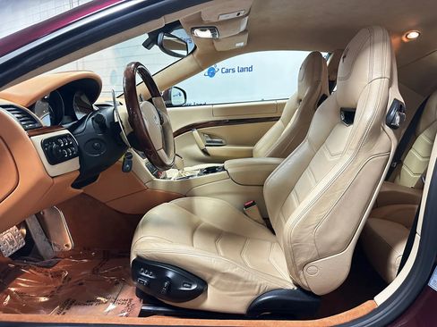 Used 2013 Maserati GranTurismo Sport RWD image 11