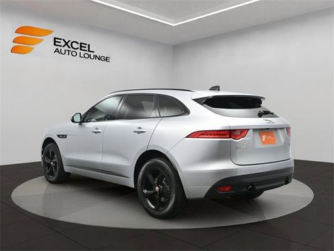 Used 2020 Jaguar F-PACE R-Sport image 3