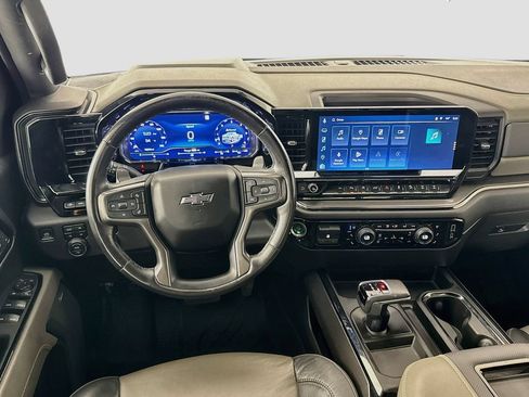 Used 2022 Chevrolet Silverado 1500 ZR2 w/ Technology Package AWD/4WD image 25