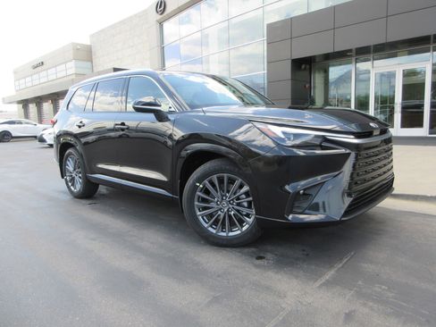 New 2025 Lexus TX 350 AWD image 10