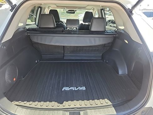 Used 2022 Toyota RAV4 Limited AWD/4WD image 12