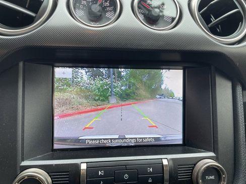 Used 2021 Ford Mustang Shelby GT500 w/ Technology Package image 17