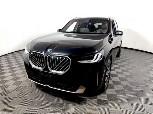 Used 2026 BMW X3 xDrive30i w/ Premium Package AWD/4WD image 3