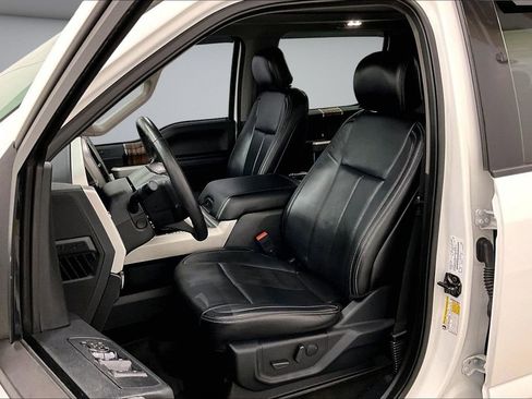 Used 2020 Ford F150 Lariat w/ Equipment Group 502A Luxury AWD/4WD image 22