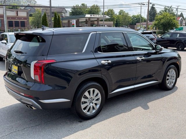 Used 2024 Hyundai Palisade SEL FWD image 5