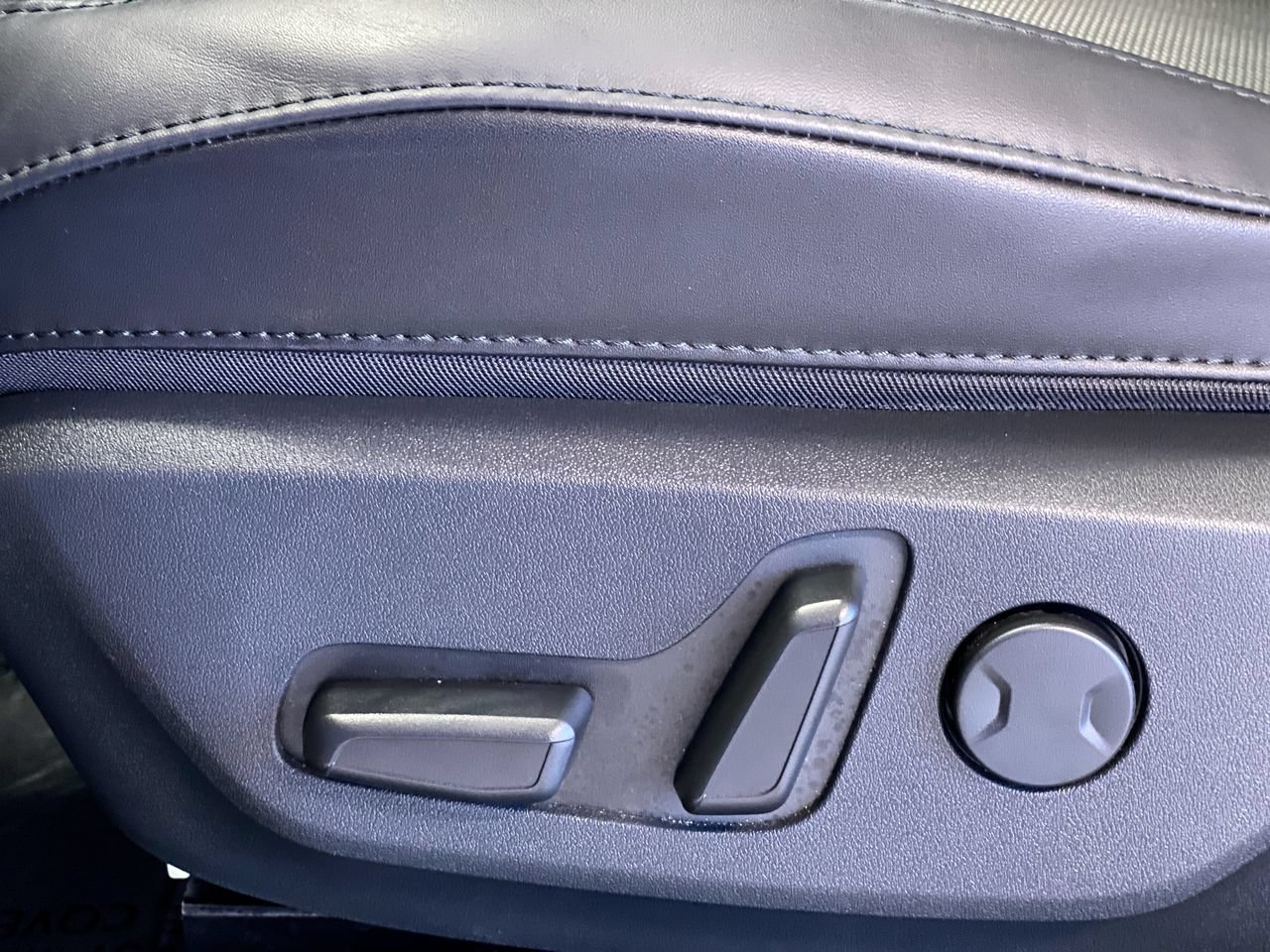 Certified 2023 Kia Niro EX Touring FWD image 17