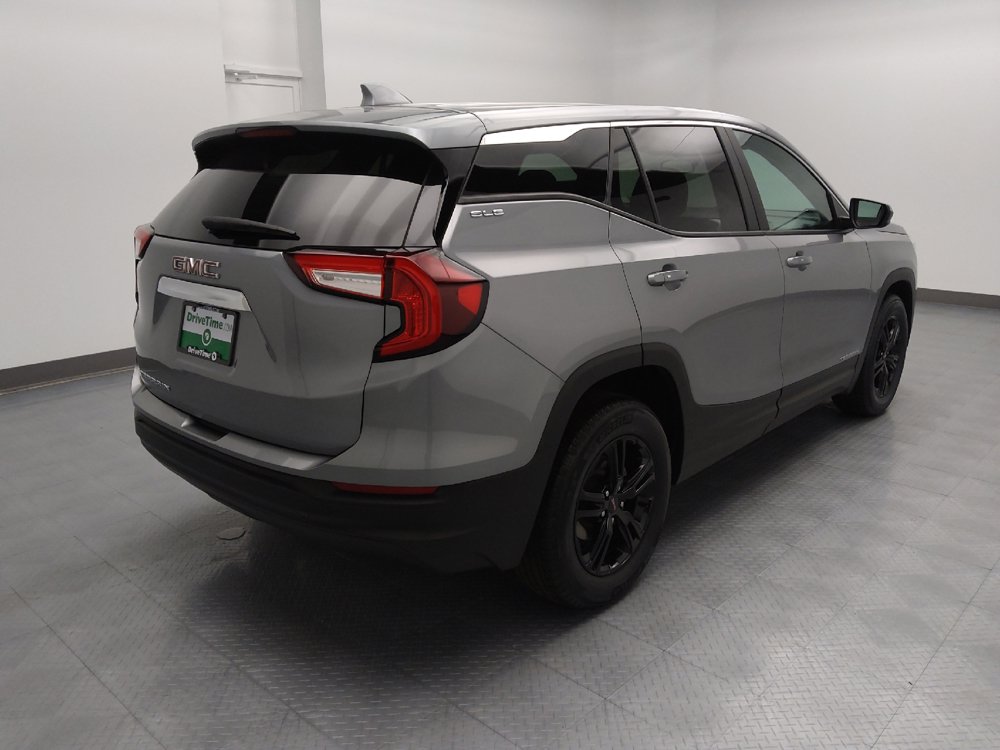 Used 2024 GMC Terrain SLE FWD image 9