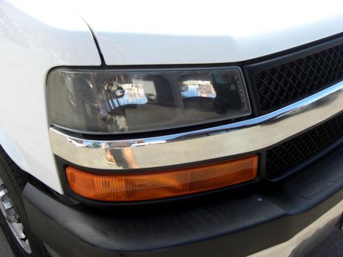 Used 2016 Chevrolet Express 3500 LT w/ LT Preferred Equipment Group image 22