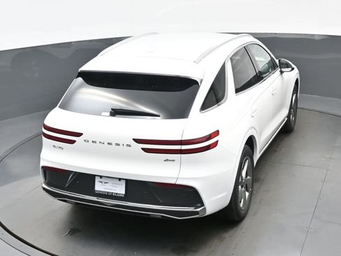 New 2026 Genesis GV70 2.5T image 25