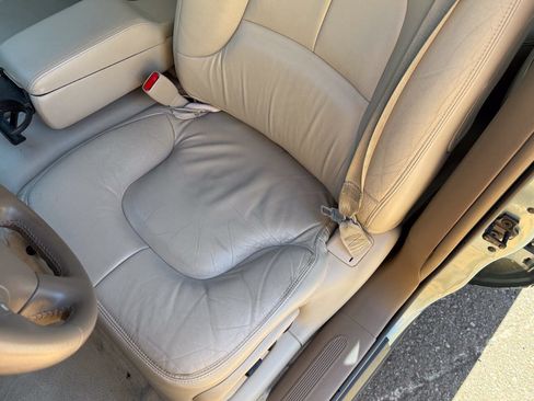 Used 2004 Buick Park Avenue w/ Prestige Feature Package FWD image 28