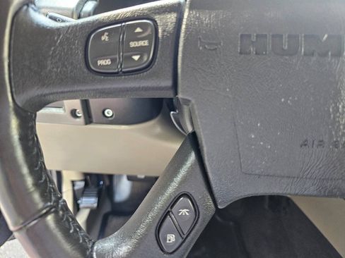 Used 2003 HUMMER H2 w/ Preferred Equipment Group AWD/4WD image 16