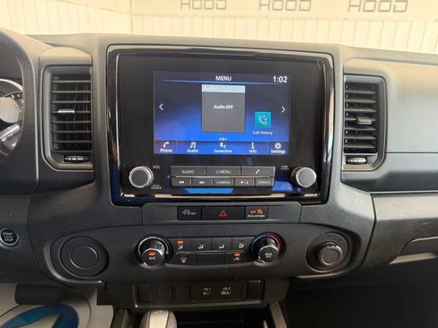 Used 2024 Nissan Frontier S RWD image 4