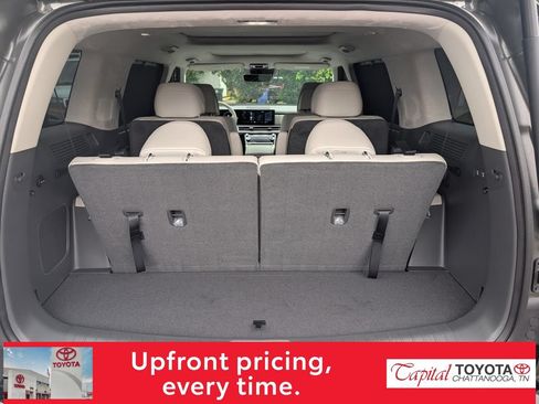 Used 2024 Hyundai Santa Fe Calligraphy AWD/4WD image 11