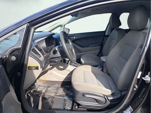 Used 2016 Kia Forte LX FWD image 10