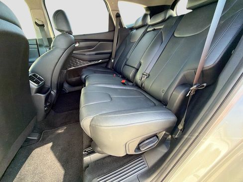 Used 2019 Hyundai Santa Fe Limited FWD image 20
