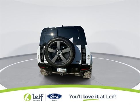 Used 2023 Land Rover Defender 110 V8 image 10