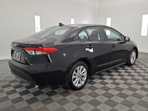 Certified 2025 Toyota Corolla LE w/ LE Premium Package FWD image 16