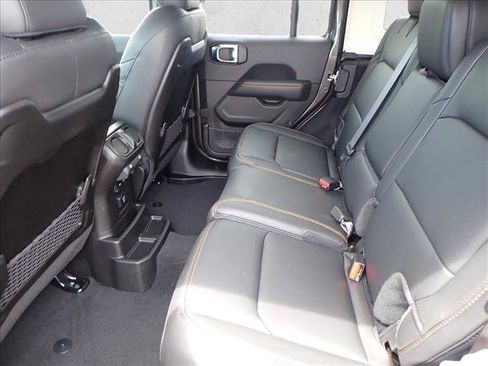 New 2025 Jeep Wrangler Unlimited Sahara AWD/4WD image 9