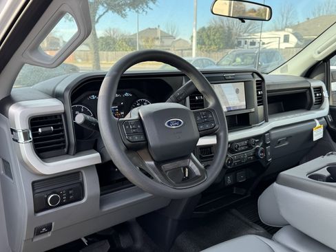 Used 2025 Ford F600 4x4 Regular Cab Super Duty image 11